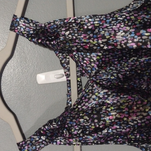 THE limited summer shirt multi-colored wrap around the neck sleeveless - Picture 2 of 10